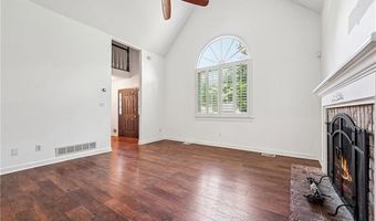 5600 Surrey Ct, Alpharetta, GA 30009