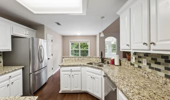 210 Lexington Cir, Athens, GA 30605