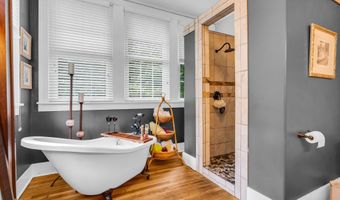 423 S Matubba St, Aberdeen, MS 39730