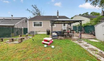 345 Woodruff Ave, Avenel, NJ 07001