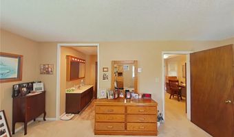 27 Partridge Dr, Agency, MO 64401