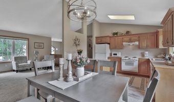 3730 Tower Pond Dr, Anoka, MN 55303