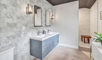 137 Rockwell Rd, Bethel, CT 06801