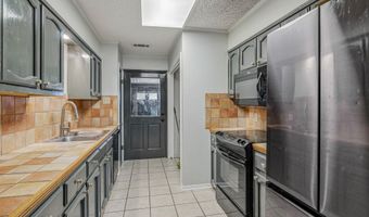 1881 Stonegate Ct, Baton Rouge, LA 70815