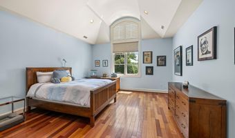 9204 REDWOOD Ave, Bethesda, MD 20817