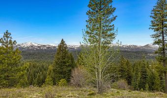 6 Urban Ln, Cascade, ID 83611
