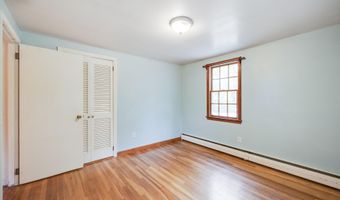 20 Sun Cir, Bourne, MA 02532