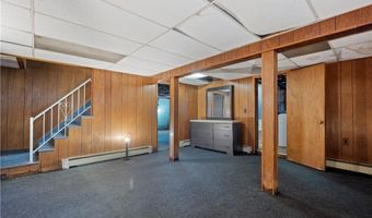 86 Sherwood St, Cranston, RI 02920