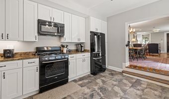 407 INDEPENDENCE Ave SE, Washington, DC 20003