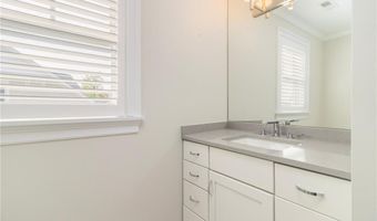 23 MIDDLEBERRY Ln, East Greenwich, RI 02818
