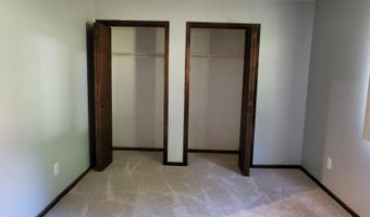 1 Red Lodge Dr 5, Alloway, NJ 07462