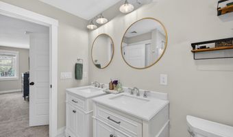 21 N Mason Rd, Brookline, NH 03033