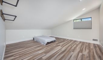 1302 W Coyote Trl, Benson, AZ 85602