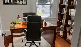 12 WISTAR St, Claymont, DE 19703