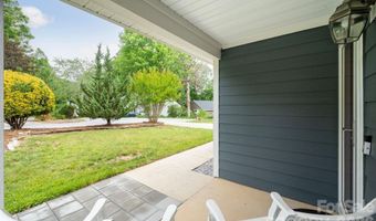 54 Foxberry Dr, Arden, NC 28704