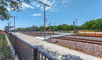 5055 Addison Cir 413, Addison, TX 75001