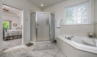 5 Vencedor Way, Hot Springs Village, AR 71909
