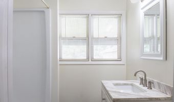 1707 12th St, Bedford, IN 47421