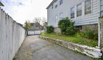 25 Manhattan Ave, Bridgeport, CT 06606