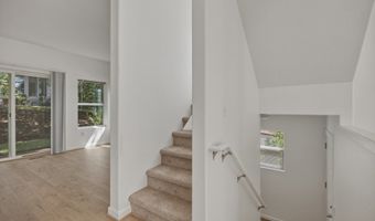 14771 SW BEARD Rd 104, Beaverton, OR 97007