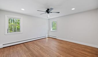 41 Elk Dr, Bedford, NH 03110