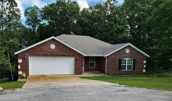 4 Mac Ln, Bella Vista, AR 72714