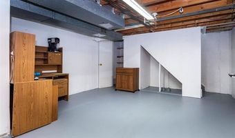 1454 Pine Valley Blvd, Ann Arbor, MI 48104