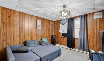 98 W 49TH St, Bayonne, NJ 07002