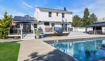 23 Pelican Dr, Bayville, NJ 08721