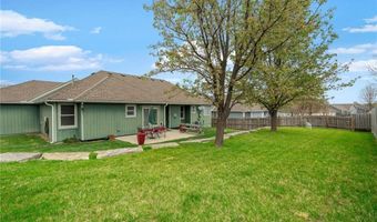 16011 Cedar St, Basehor, KS 66007