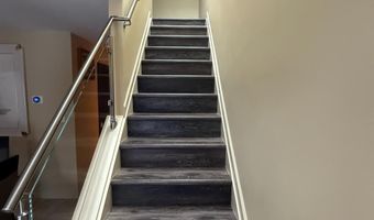 163 Longwood Dr, Manalapan, NJ 07726