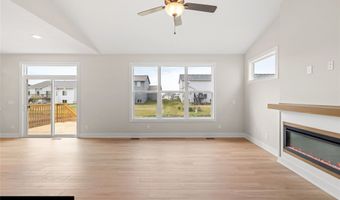 4415 NE 8th St, Ankeny, IA 50021