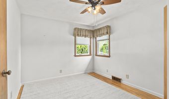 2627 W HEATHER Ave, Appleton, WI 54914