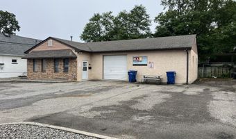 1109 Beach Ave, Beachwood, NJ 08722