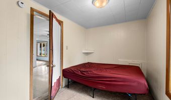 285 Division St, Algoma, WI 54201