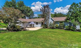5 Fairway Dr, Arden, NC 28704