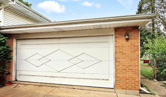 506 E Valley Ln, Arlington Heights, IL 60004