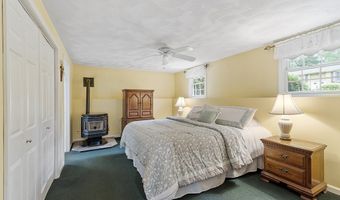 9 Donald Rd, Billerica, MA 01821