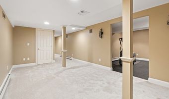 46 Porter Rd, Andover, MA 01810
