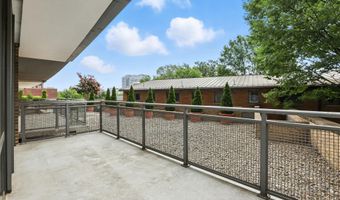 2001 15TH St N 111, Arlington, VA 22201