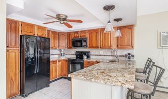 340 W Lakeshore Dr, Alloway, NJ 07422