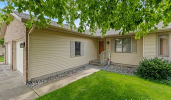 6084 Crystal Dr, Allendale, MI 49401
