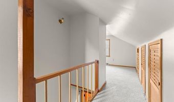 8464 Becker Ave, Allen Park, MI 48101