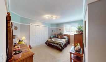1401 Martin Rd, Albert Lea, MN 56007