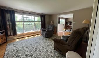 14 Grandview Dr, Berlin, NH 03570
