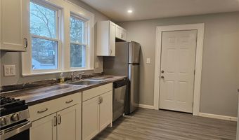 1656 Bennett St, Utica, NY 13502