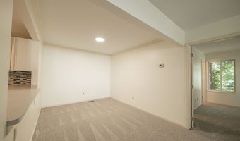 770 Hunters Trl, Akron, OH 44313