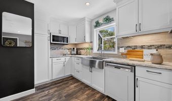 4508 E 8TH St, Cheyenne, WY 82001