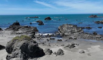 96503 RIDGEWAY St, Brookings, OR 97415