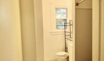 407 East Ave, Bridgeport, CT 06610